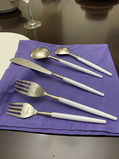 White & Silver Flatware Stainless Steel Set of 20
