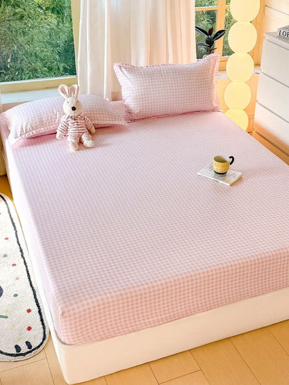 3-Piece Pink Gingham Bed Sheet Set: Fitted Sheet + 2 Pillowcases