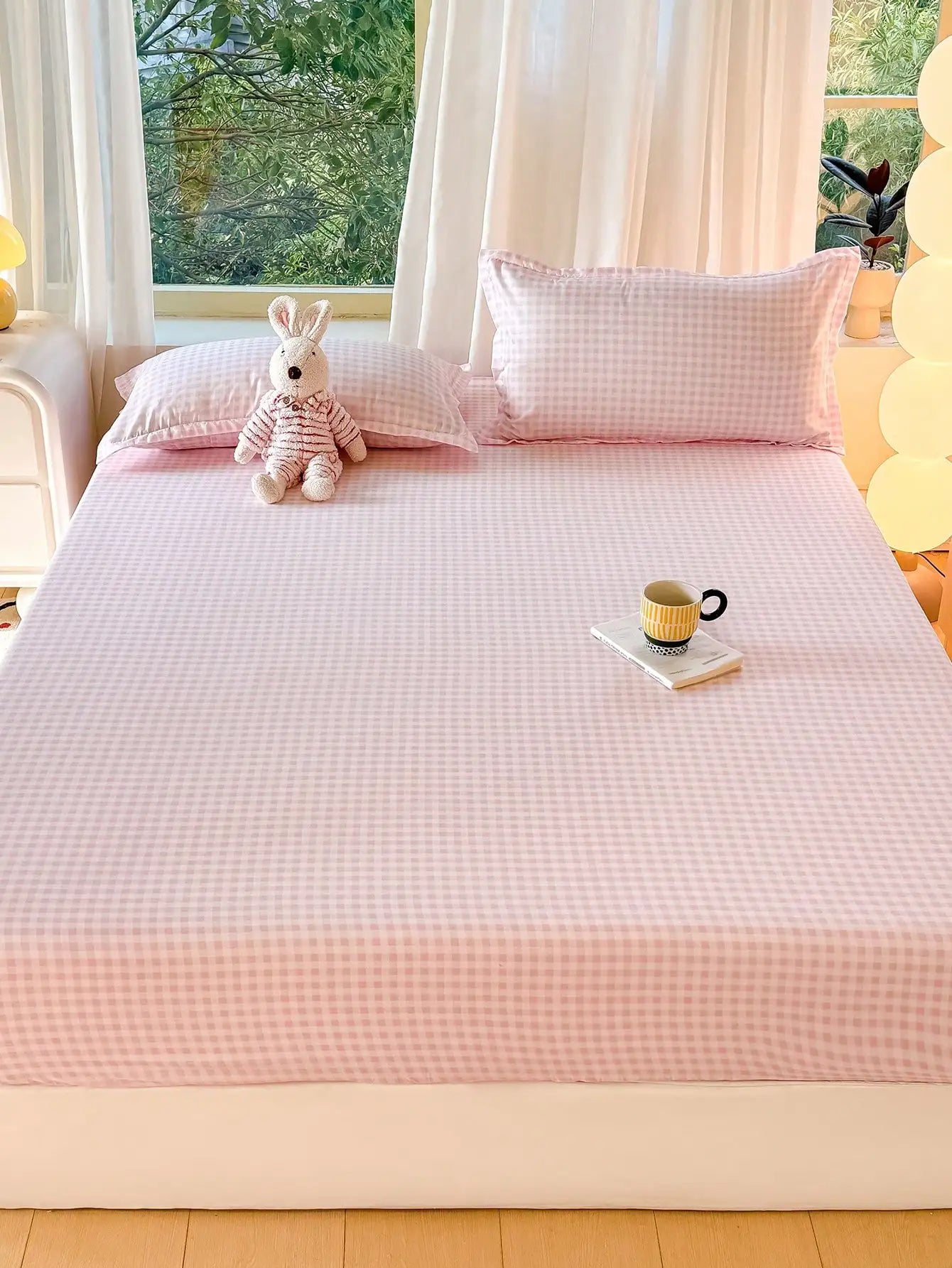 3-Piece Pink Gingham Bed Sheet Set: Fitted Sheet + 2 Pillowcases