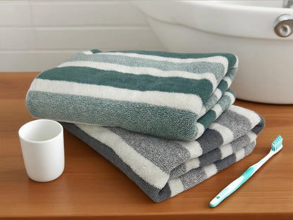 Thick bath towel