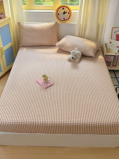 3-Piece Pink Gingham Bed Sheet Set: Fitted Sheet + 2 Pillowcases