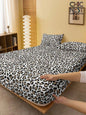 Navy Blue Ginkgo Leaf Print Fitted Sheet Set