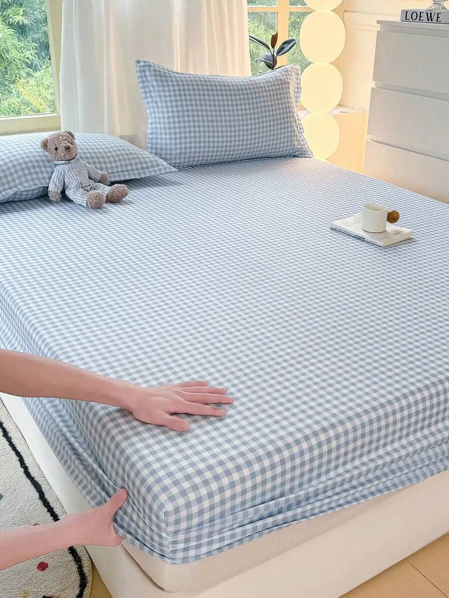 3-Piece Pink Gingham Bed Sheet Set: Fitted Sheet + 2 Pillowcases