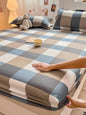 3-Piece Pink Gingham Bed Sheet Set: Fitted Sheet + 2 Pillowcases
