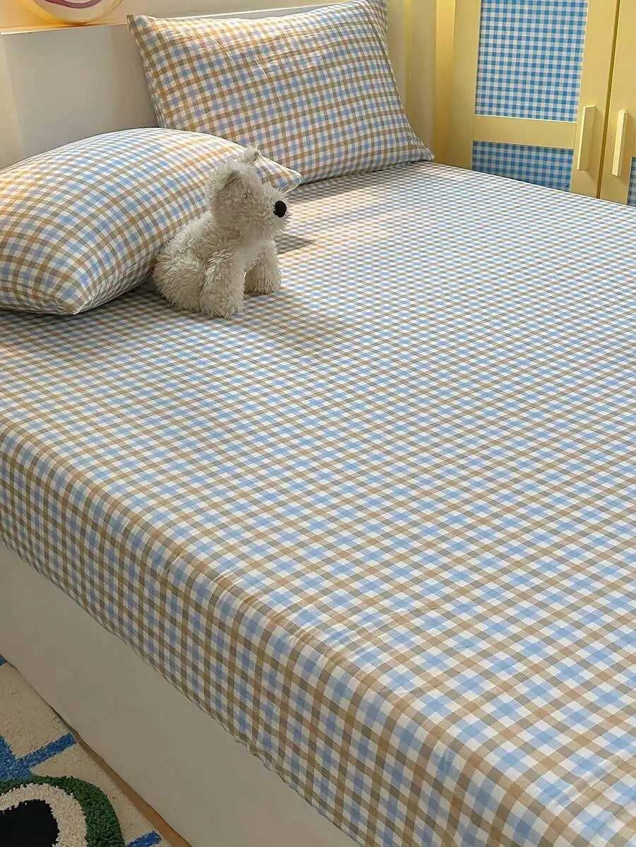 3-Piece Pink Gingham Bed Sheet Set: Fitted Sheet + 2 Pillowcases