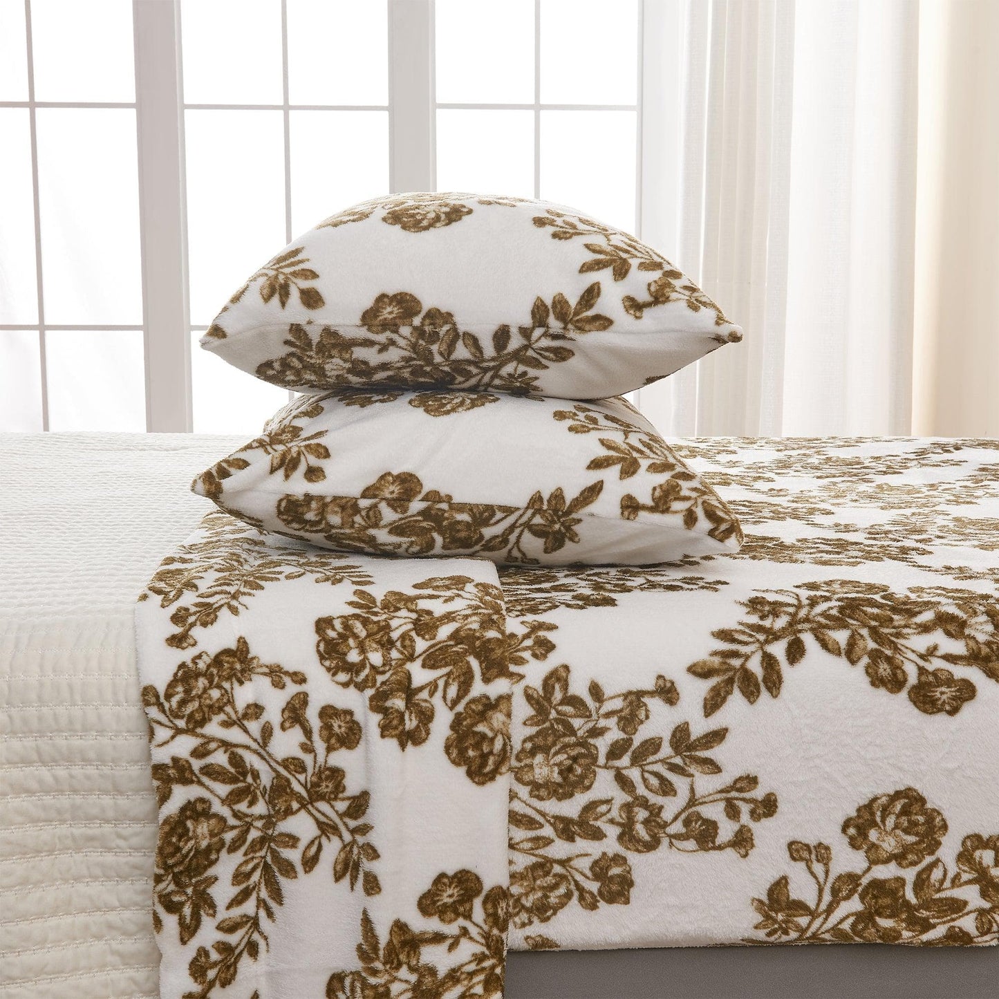 Printed Plush Sheet - Velvet Luxe Collection